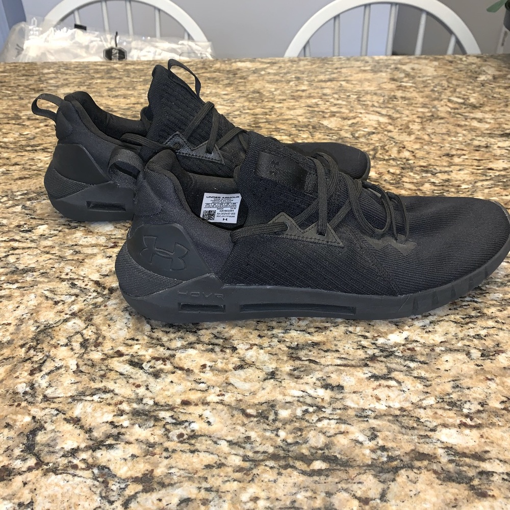 Mens Under Armour HOVR SLK Evo, size 11.5
